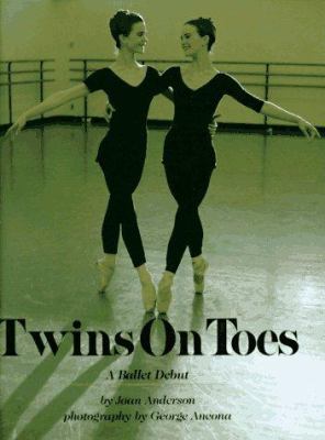 Twins on toes : a ballet debut